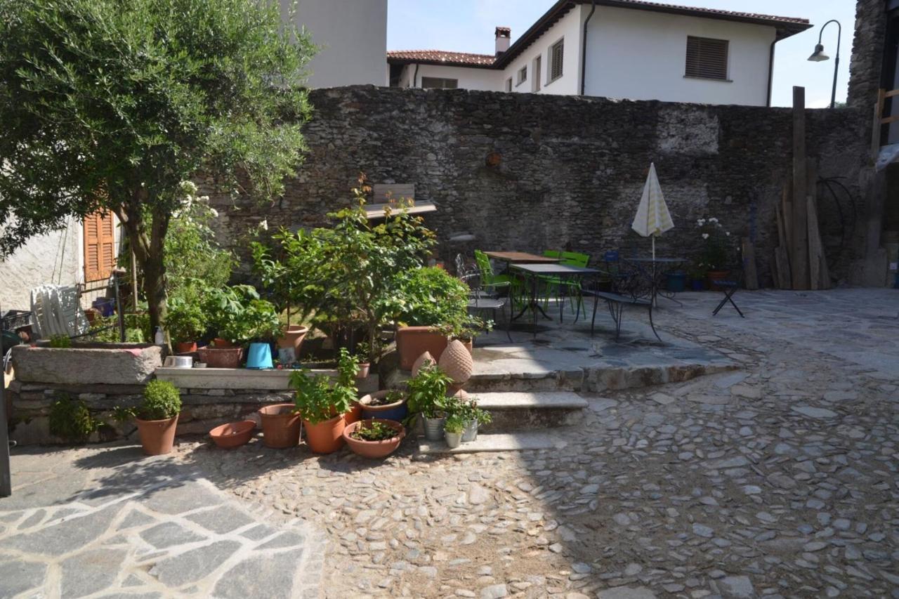 Antica Sosta Dei Viandanti Bed & Breakfast Cadenazzo Bagian luar foto